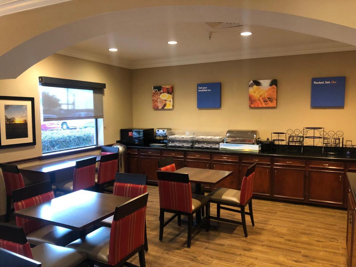 Comfort Brownwood Inn 3*