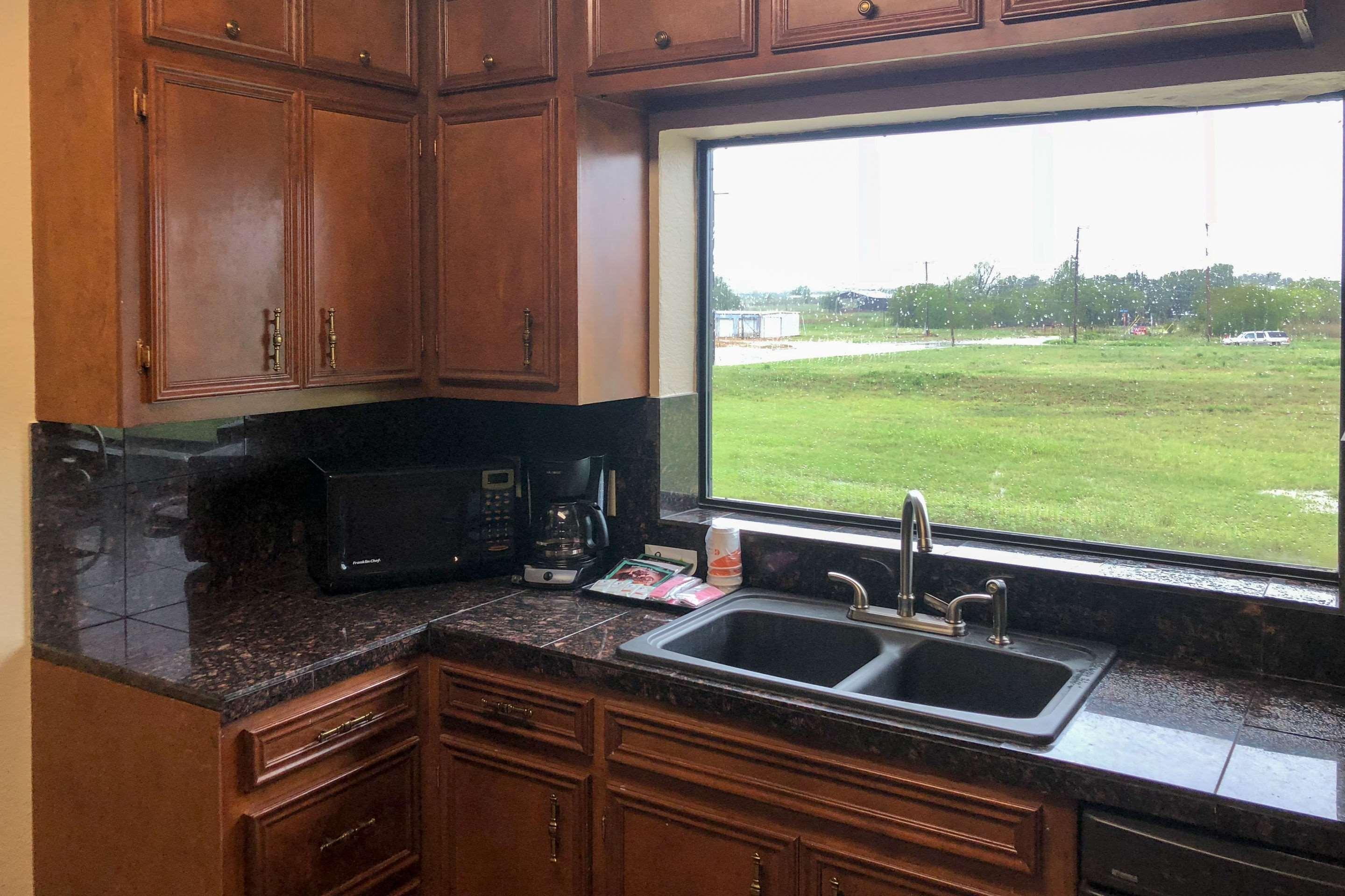 Comfort Brownwood 3* Early