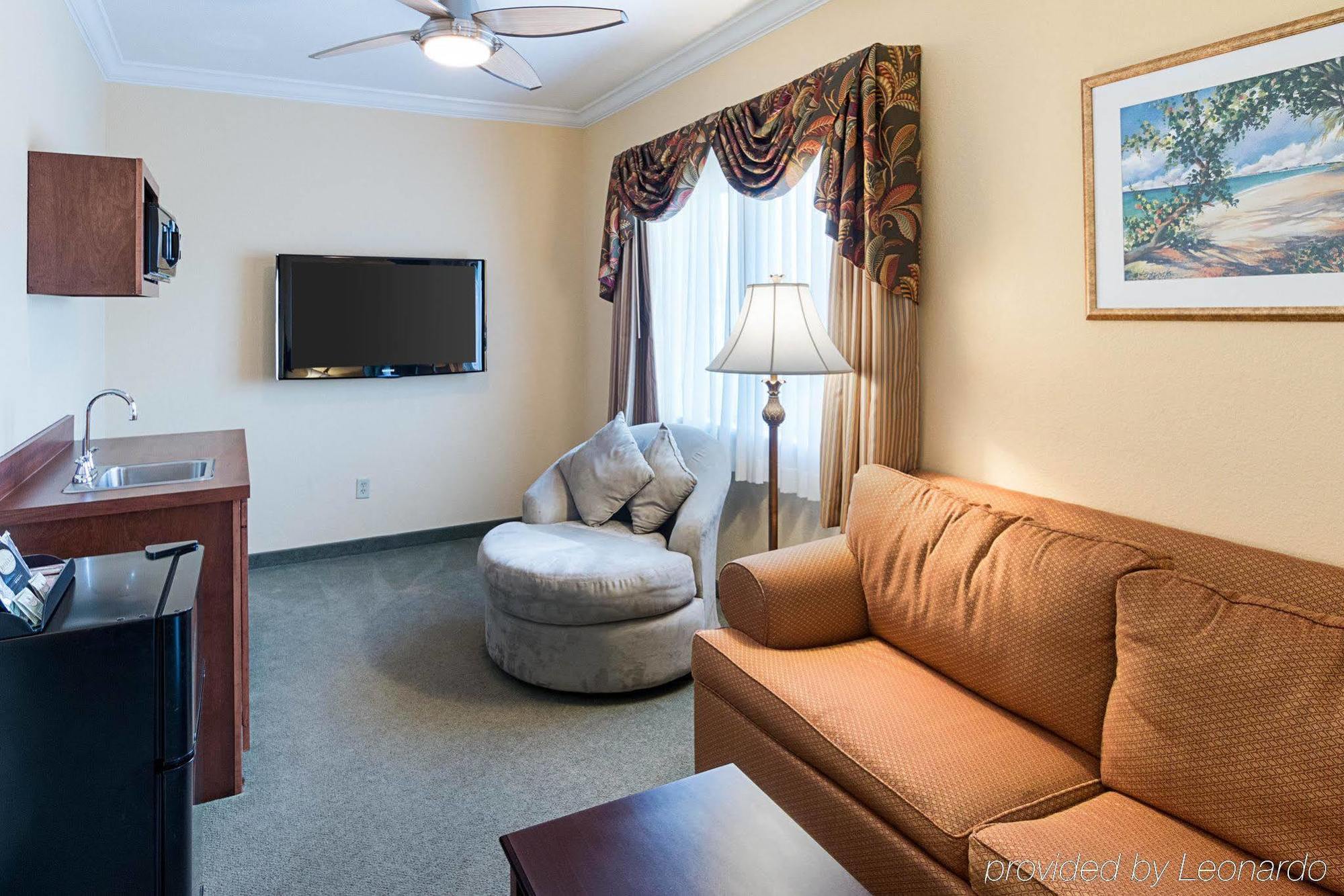 Comfort Brownwood Early