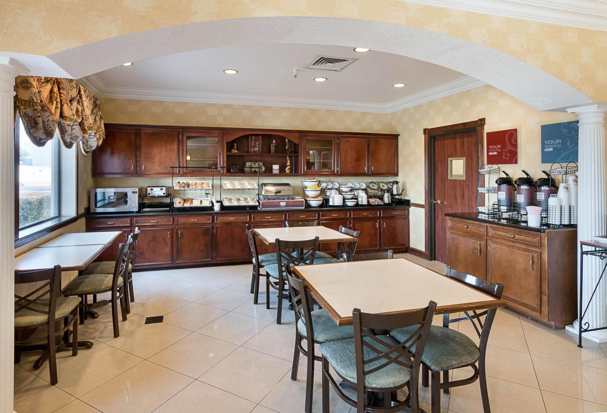 Comfort Brownwood 3* Early
