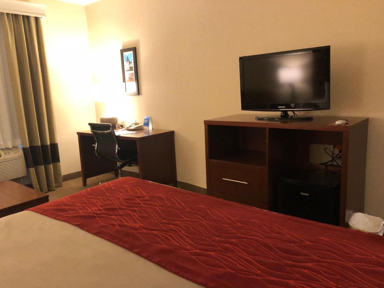 Comfort Brownwood Inn 3*